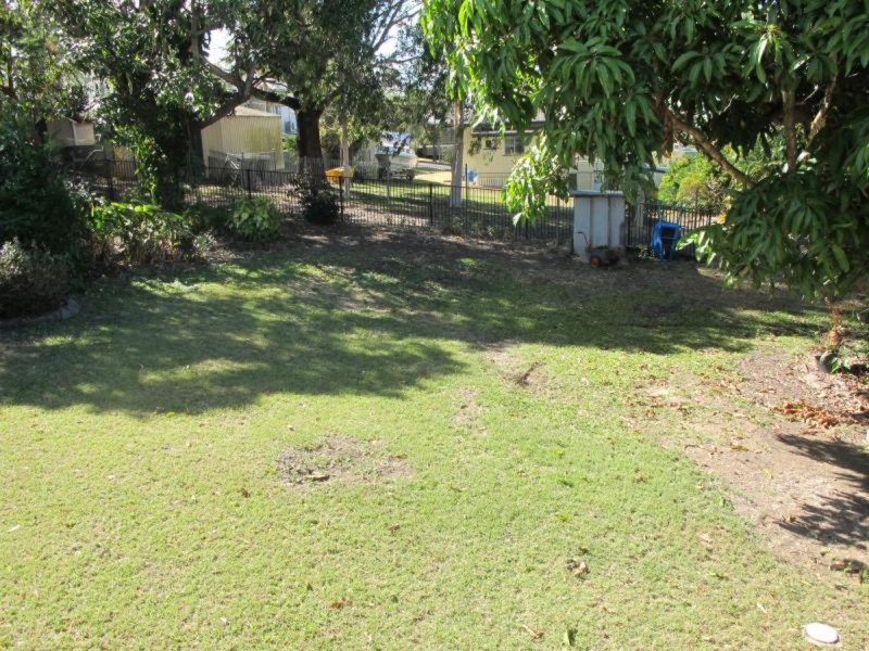 15 Cairns Street, The Range QLD 4700